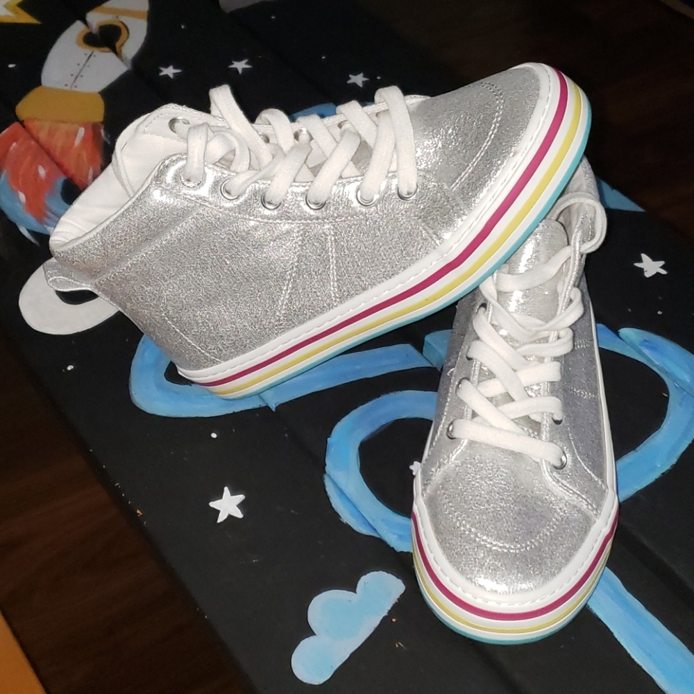Old Navy Glittery High Top Sneakers Size 1